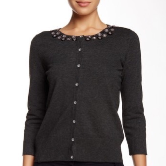 Cable Gauge Embellished Neckline 